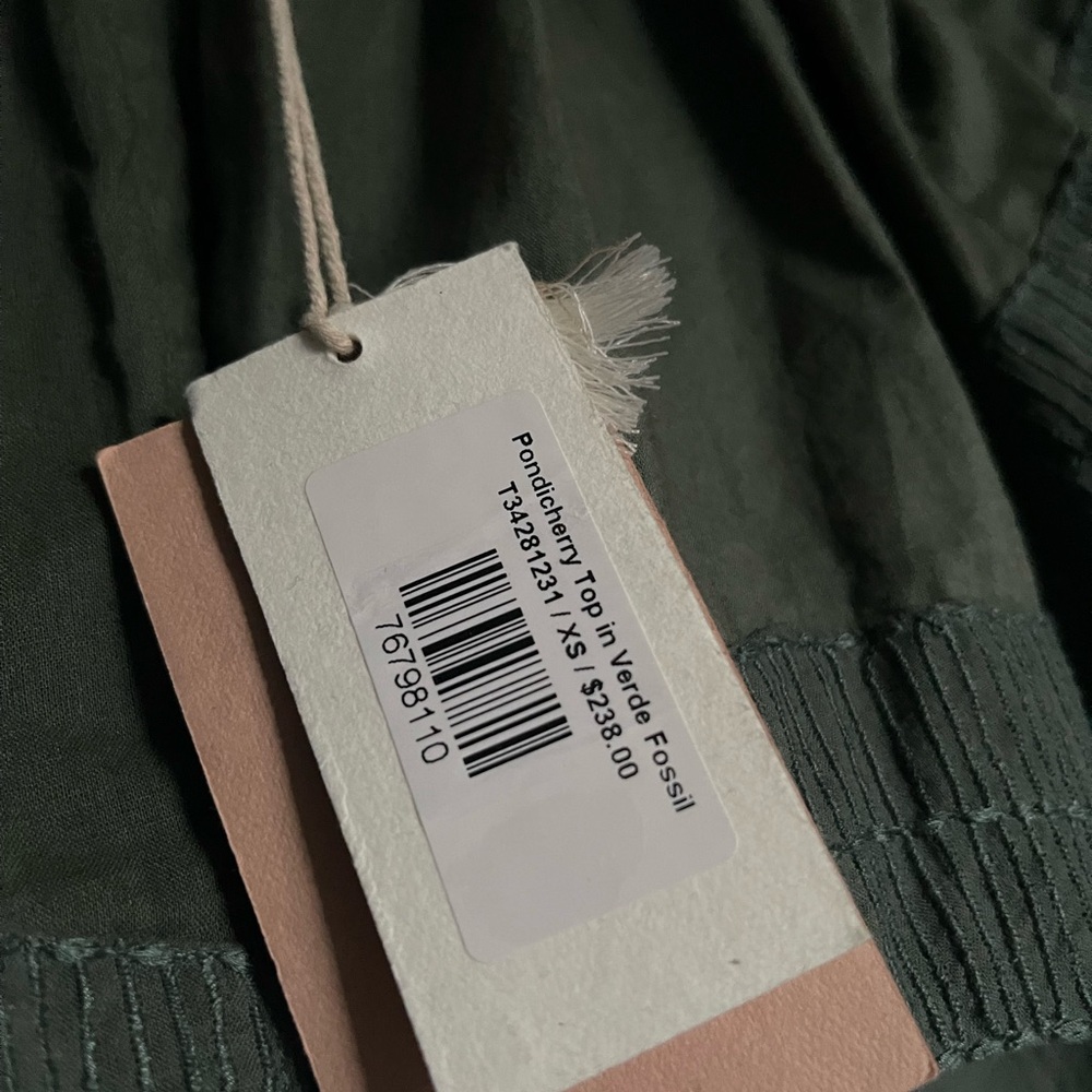 NWT, Elegant Green Ruffled Women's Top - Mirth Pondicherry Top - Picture 5 of 7